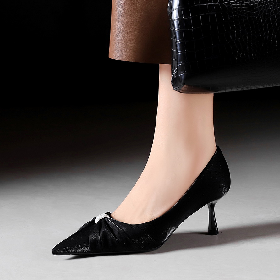 European American Style Pearl Bow Twisted Fashion High Heel Women's Pointed Toe Gold Silk Satin Thin Heel Shoes