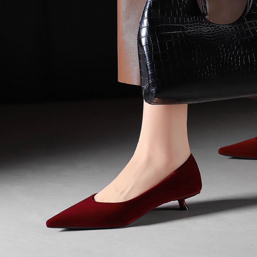 Korean Retro Fashion Pointed Toe Shallow Mouth Suede Low Heel Women's Shoes Slip-On Comfortable Flats