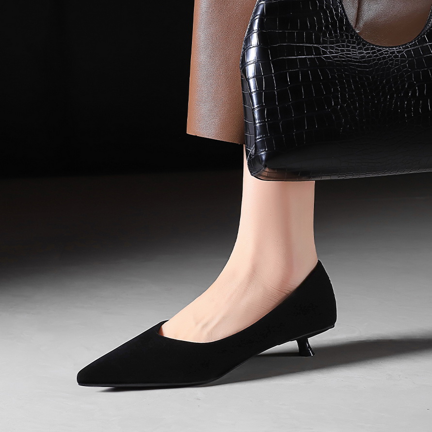 1766654277930_AzUrPf.jpg Korean Retro Fashion Pointed Toe Shallow Mouth Suede Low Heel Women's Shoes Slip-On Comfortable Flats
