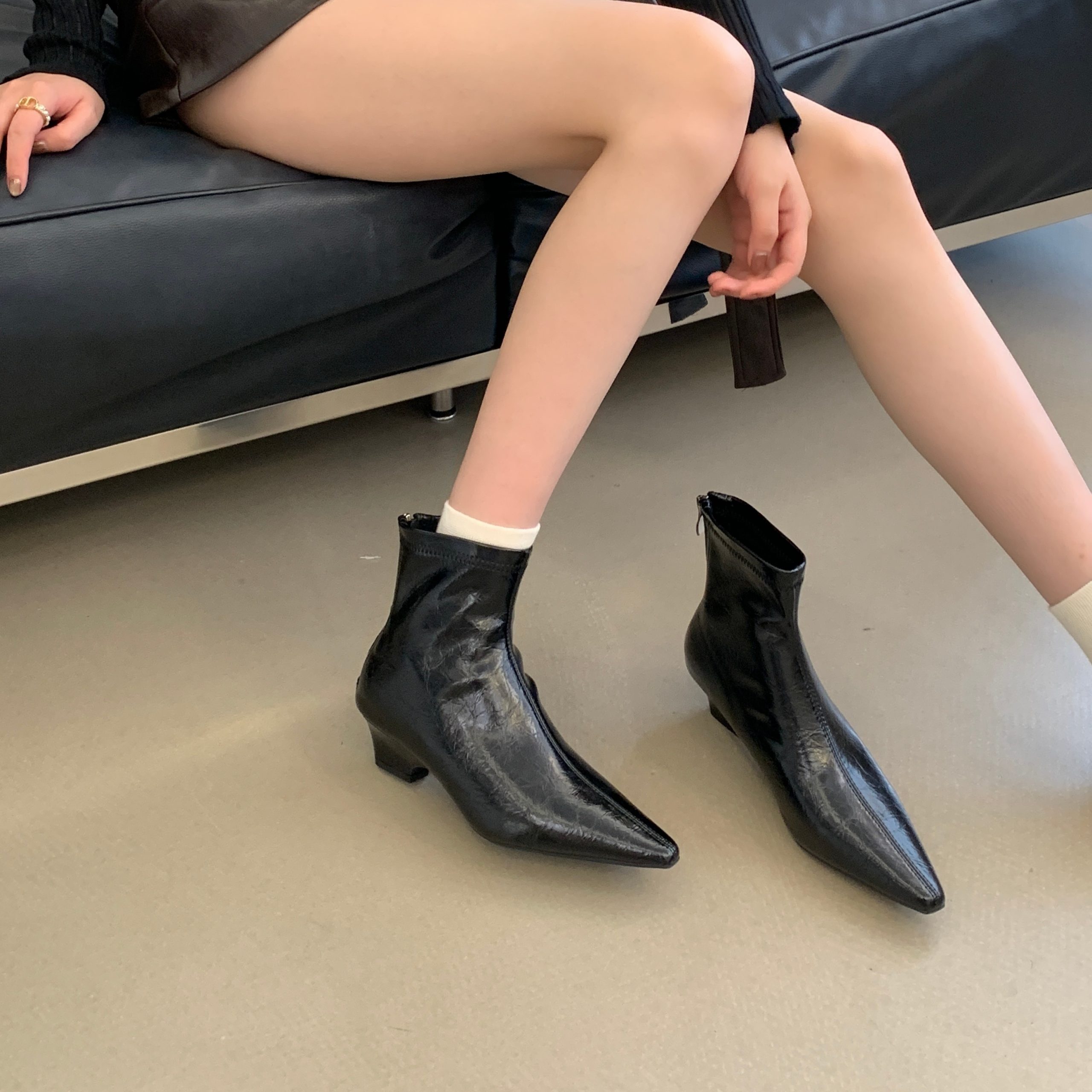 1784530798136_eC5PZ1.jpg 2026 Autumn Winter New Chunky Heel Pointed Toe Short Boots Women's Zip Ankle Boots Fashion Boots