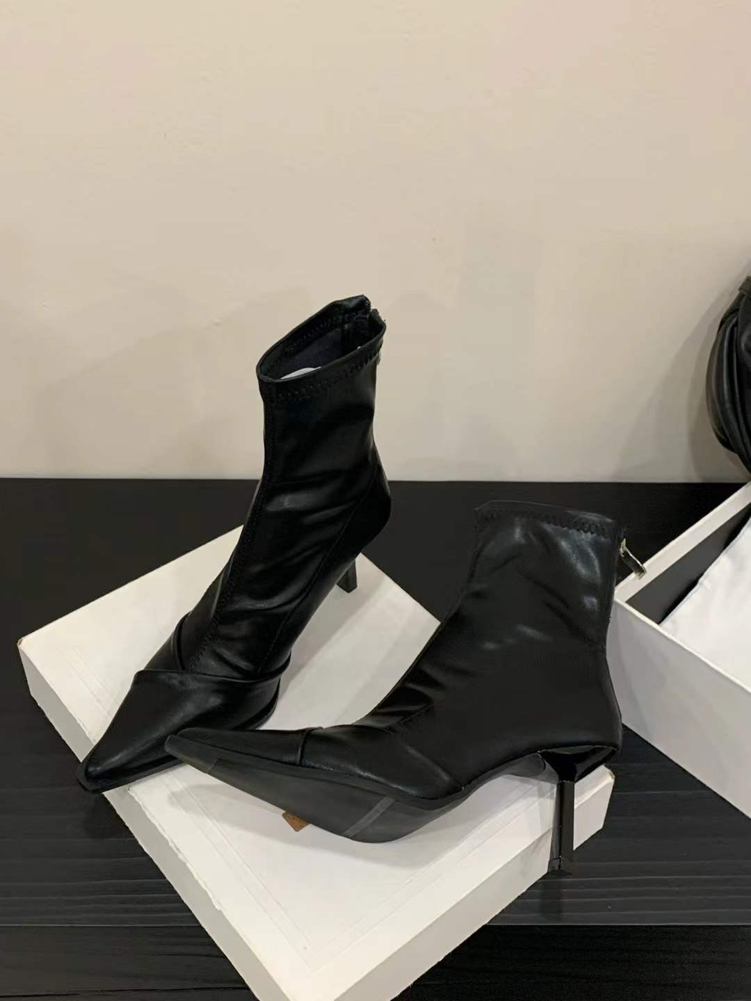 Women's High Heel Short Boots 2026 Autumn Winter New Fashion Street Style Pointed Toe Slim Fit Elastic Ankle Boots